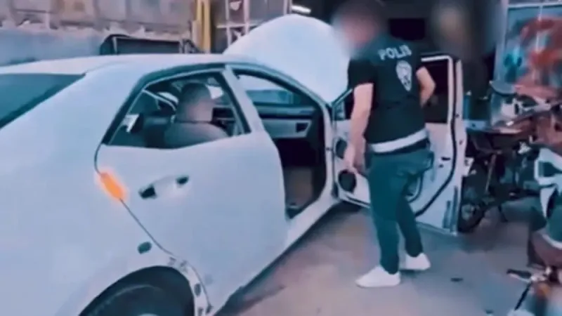 Change Operasyonu: 10 İlde 35 Gözaltı! Ankara'da Neler Oluyor?