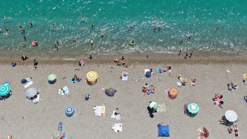 Antalya'da bir yaz klasiği: Bayramın son günü full çekti