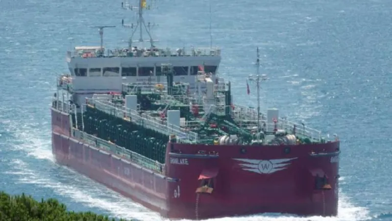 Bir zehirlenme vakası da Marmara Denizi'ndeki tanker gemisinde yaşandı!