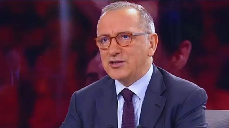 'Cumhurbaşkanını tehdit' suçlamasıyla gözaltına alınan gazeteci Fatih Altaylı adliyeye sevk edildi