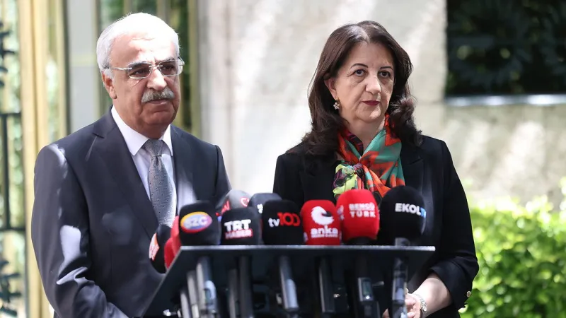 Öcalan ile Görüşme: DEM Parti Heyeti İmralı'ya Gitti! Kritik Mesajlar mı?