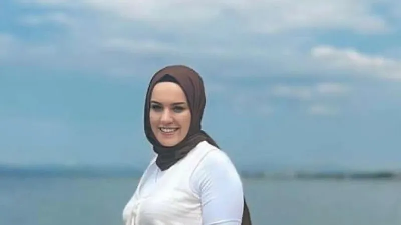 Eşi tarafından saldırıya uğrayan TBMM personeli Saliha Akkaş hayatını kaybetti