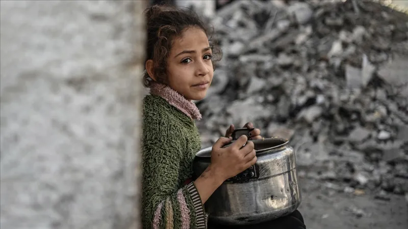 Euro-Med: Gazze'de son 24 saatte 26 Filistinli açlıktan veya tedavi olamadığı için öldü