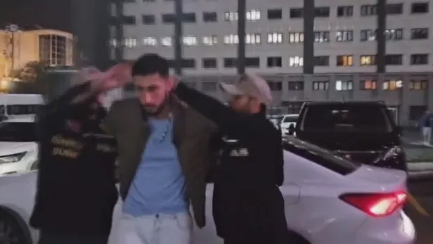 İstanbul'da Şok! Kadına Tasma Takıp Gezdiren 2 Kişi Tutuklandı!