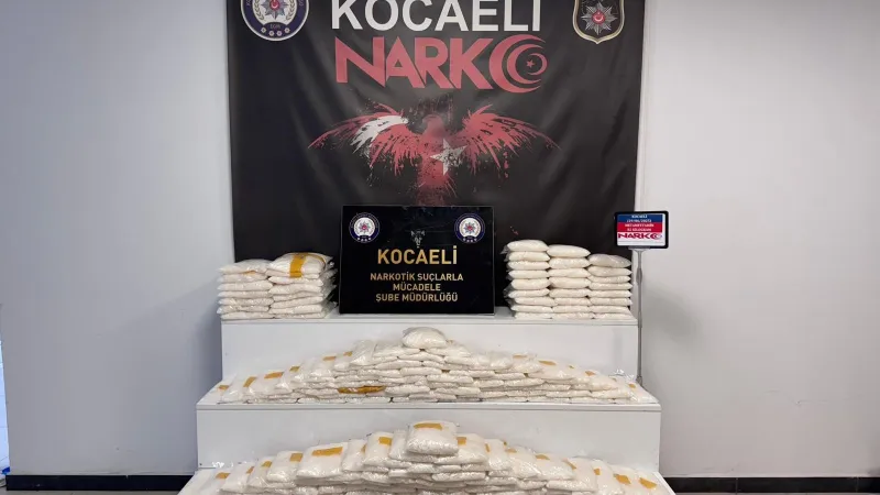 Kocaeli'de Şok Operasyon! 82 Kilo Uyuşturucu Ele Geçirildi!
