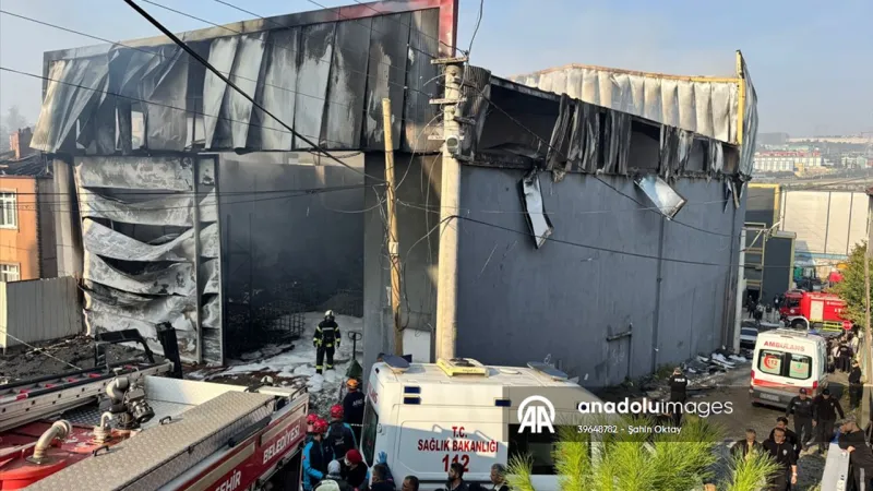 Kocaeli'deki parfüm deposu yangınında 6 kişi hayatını kaybetti