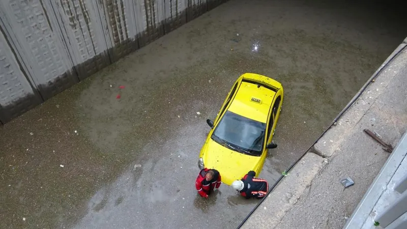 Malatya'da sağanak yağış hayatı olumsuz etkiledi