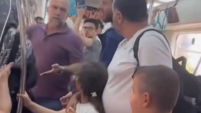 Marmaray'da çocuklarının gözü önünde darbedilen baba: Çocukların üstüne kanlı bir şekilde düştüm