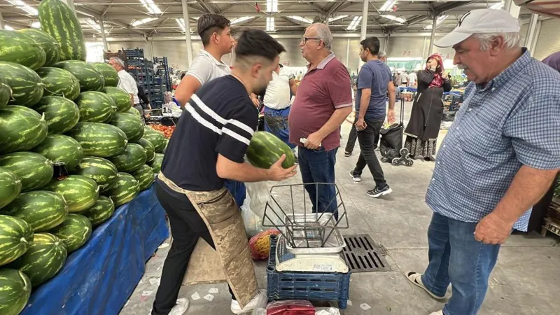 Pazarlarda 'yapay zeka' dönemi! Karpuzun iyisini böyle seçiyor