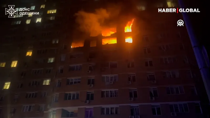 Rusya, Odessa'yı hedef aldı: İki ölü, 4 yaralı 
