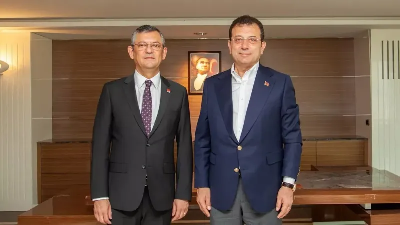 Türkiye'yi Batı'ya şikayet eden Özgür Özel Ekrem İmamoğlu'nun rüşvetlerinden bahsediyor mu?