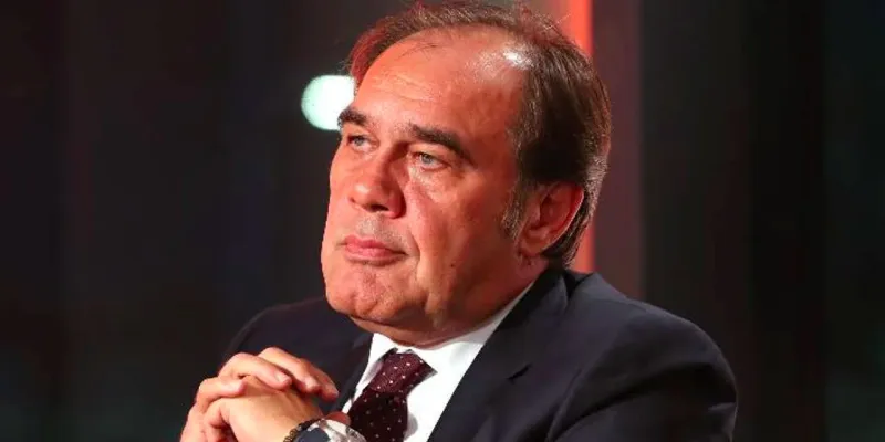 Yıldırım Demirören Galatasaray ile anlaştı: Beşiktaş taraftarı ayağa kalktı